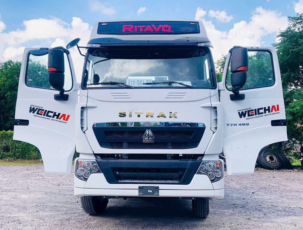 Xe Đầu Kéo HOWO SITRAK T7H 460HP Động Cơ Weichai 2026